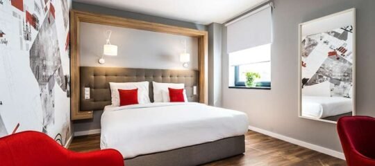 Up Hotel Budapest - Vlucht + hotel Boedapest
