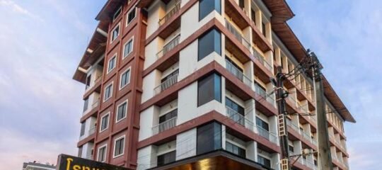 The President Hotel at Chokchai 4
