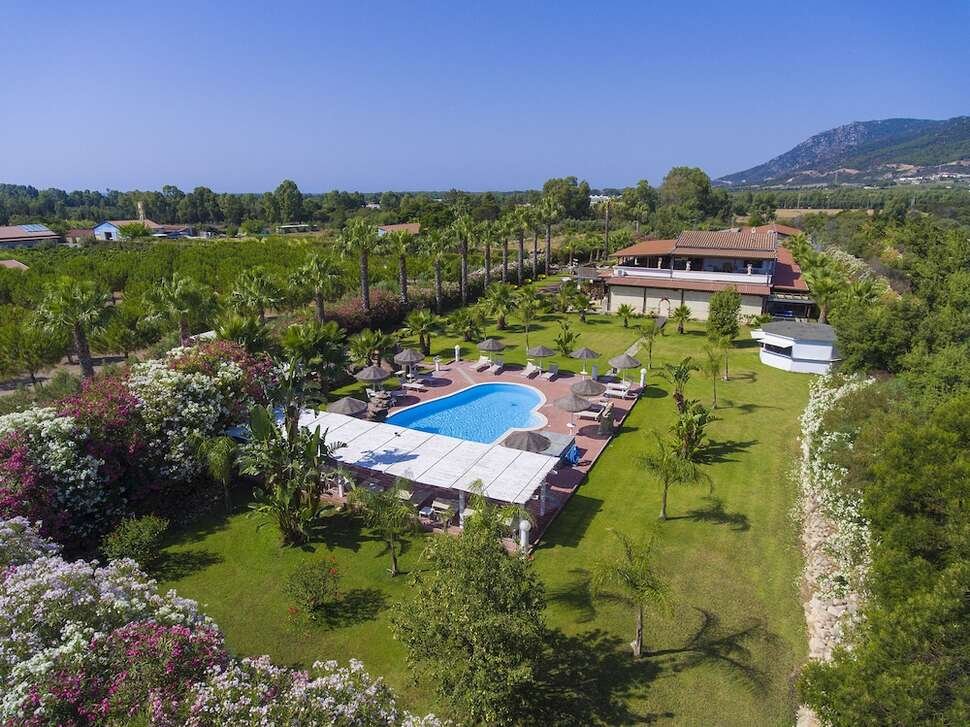 Hotel Rurale e Spa Orti di Nora - Vlucht + hotel Pula