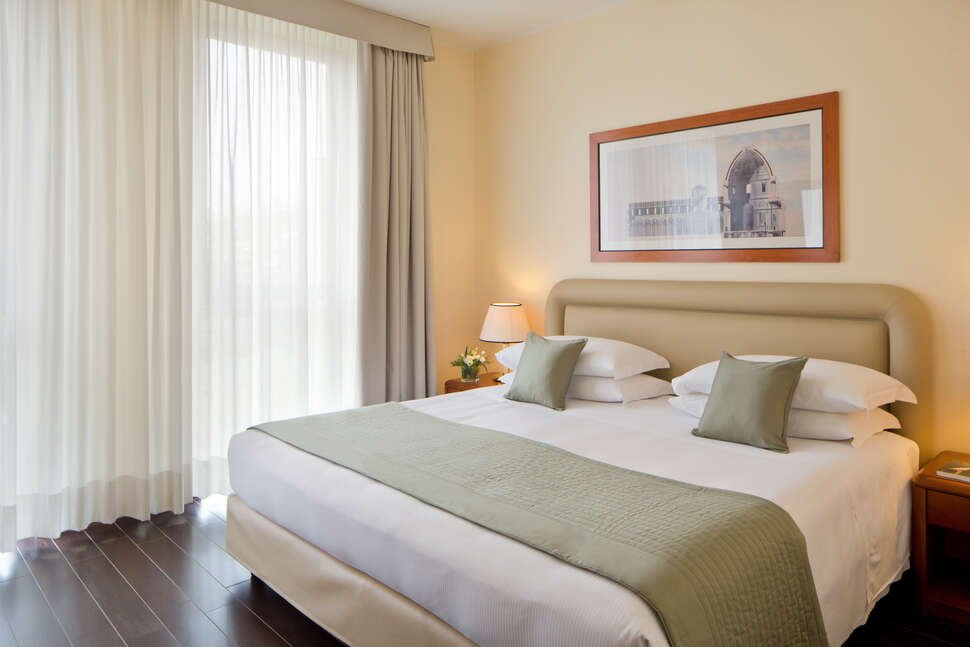 Starhotels Business Palace - Vlucht + hotel Milaan