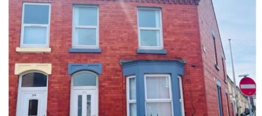 Room near Anfield Stadium - Easy Check-in