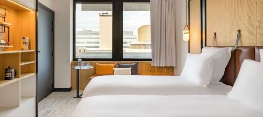FirstName Bordeaux - Vlucht + hotel Bordeaux