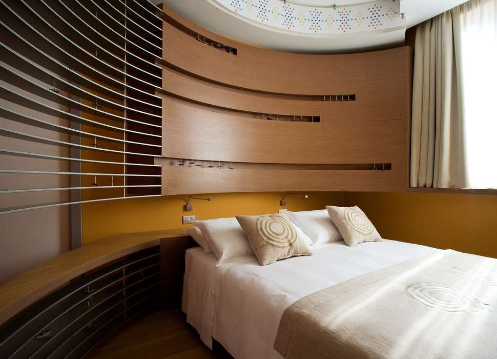 Eoshotel - Vlucht + hotel Lecce