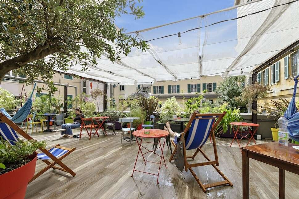 Hotel Britannia - Vlucht + hotel Genua