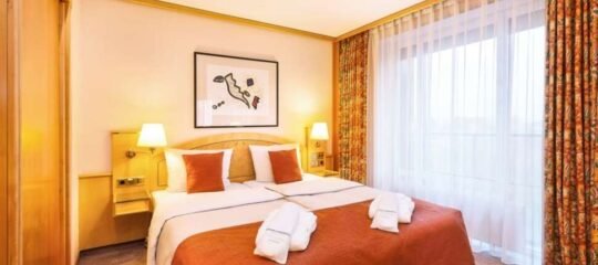 Living Hotel Grosser Kurfurst - Vlucht + hotel Berlijn