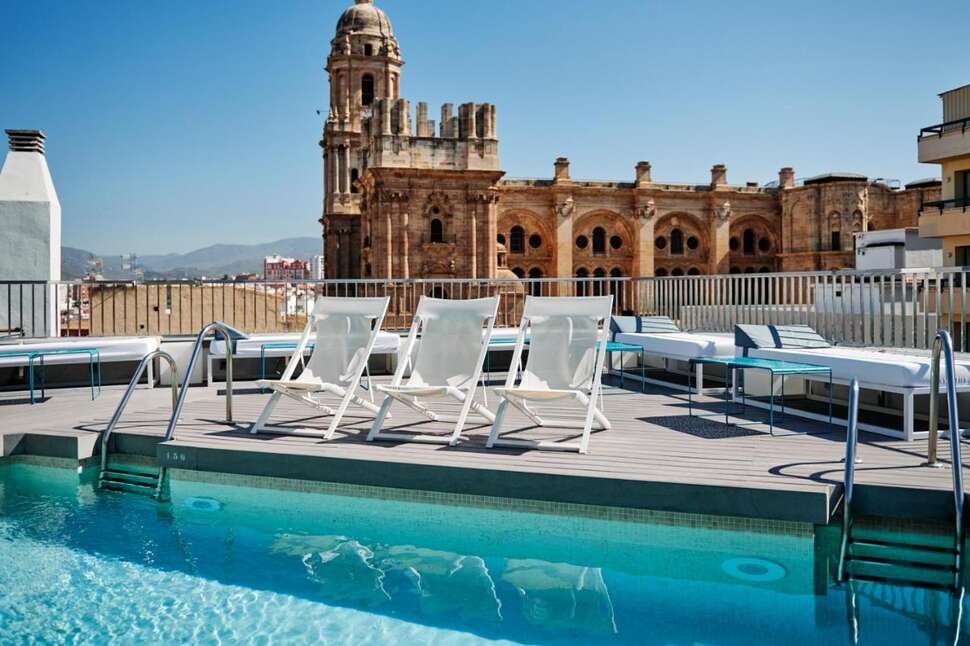 Molina Lario - Vlucht + hotel Málaga