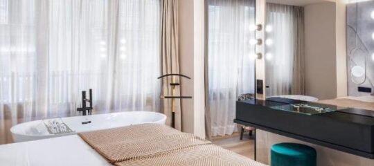 Nivia Born Boutique Hotel