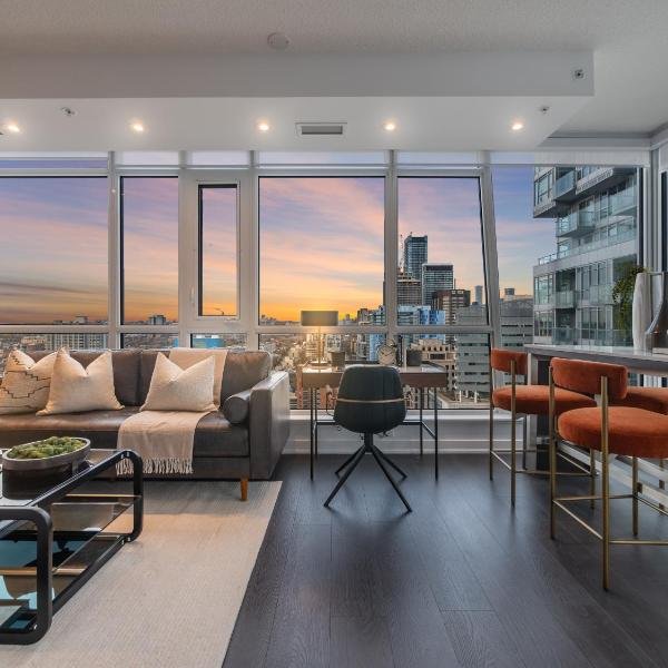 Bellagio Suites - Toronto's Entertainment District