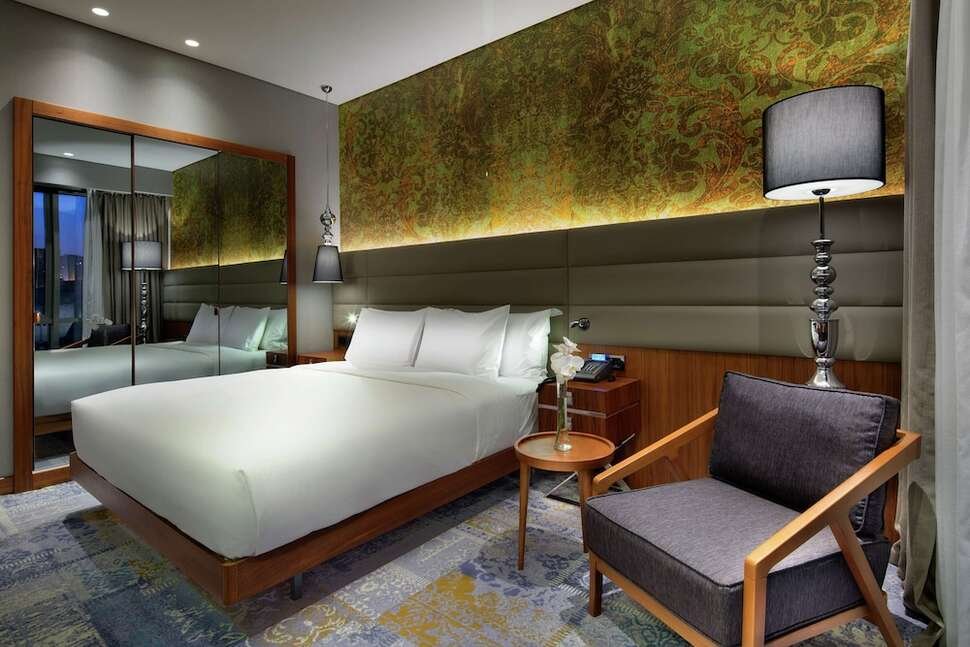 Doubletree By Hilton Hotel Istanbul Piyalepasa - Vlucht + hotel Istanbul