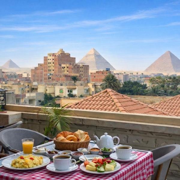 Marvel Pyramids view Hotel
