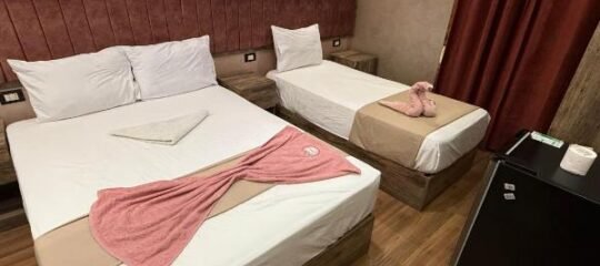 Cairo-Plaza, Calm Hotel