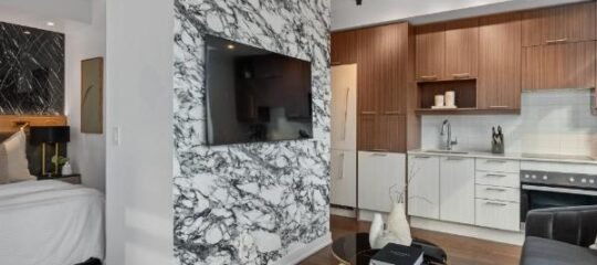 Novu Suites - Toronto Entertainment District