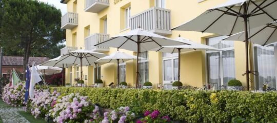 Viktoria Palace - Vlucht + hotel Venetië