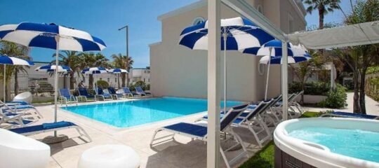 Hotel Nautilus Cagliari - Vlucht + hotel Cagliari