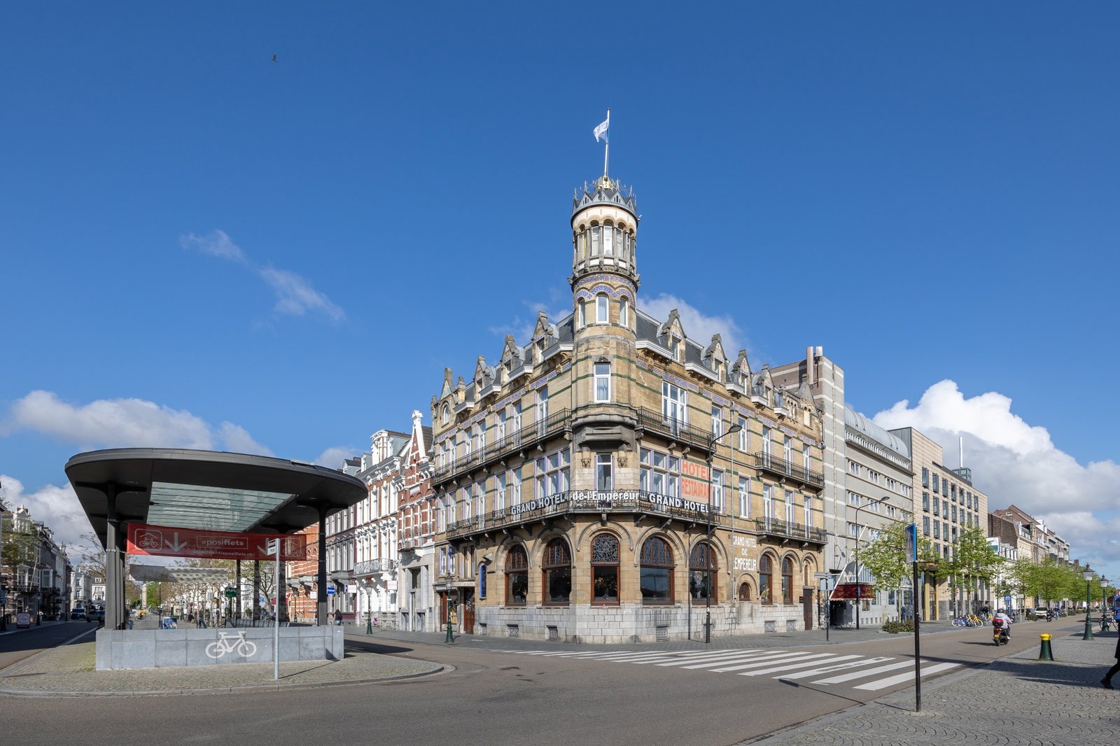 Amrâth Grand Hotel de l'Empereur | Bijzonder verblijf in Art-Nouveau 4*-hotel uit 1902 tegenover Maastricht CS | incl. 3-gangendiner