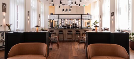 DoubleTree by Hilton Sittard | 3-Daags verblijf in prachtig gerenoveerd pand uit de jaren '20 | incl. 3-gangendiner