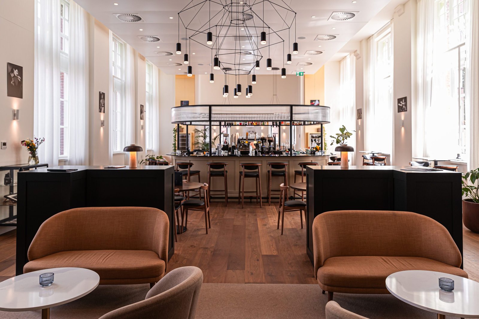 DoubleTree by Hilton Sittard | 3-Daags verblijf in prachtig gerenoveerd pand uit de jaren '20 | incl. 3-gangendiner