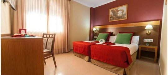 Regio 2 Hotel - Vlucht + hotel Cádiz