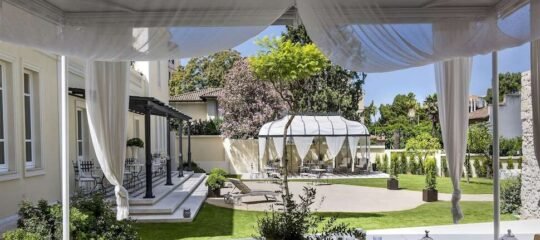 Villa Fanny Hotel - Vlucht + hotel Cagliari