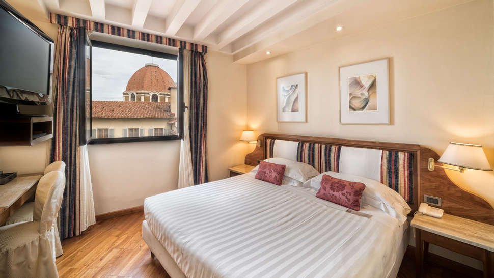 Hotel Laurus al Duomo - Vlucht + hotel Florence