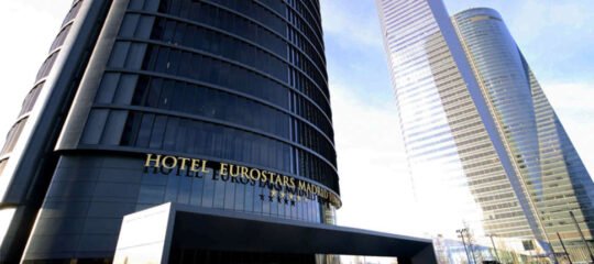 Eurostars Madrid Tower Hotel - Vlucht + hotel Madrid