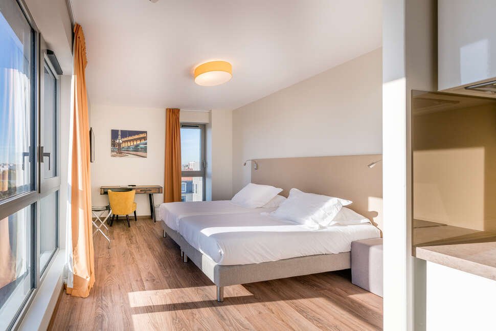 All Suites Appart Hotel Bordeaux Centre Gare - Vlucht + hotel Bordeaux