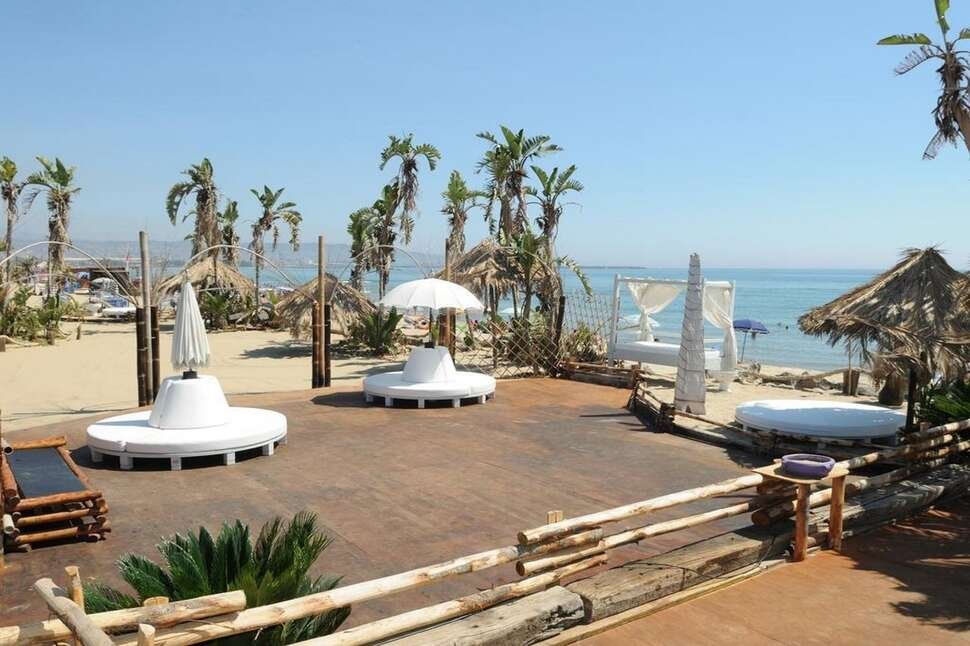 Villaggio Turistico Internazionale La Playa - Vlucht + hotel Catania