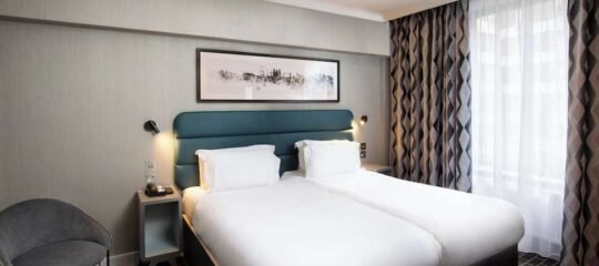 City Sleeper at Royal National - Vlucht + hotel Londen