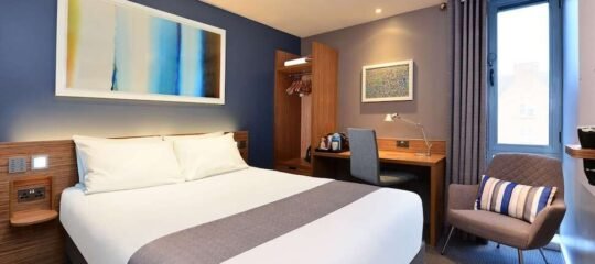 Travelodge London Central City Road - Vlucht + hotel Londen