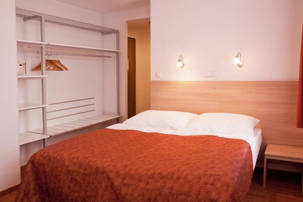 Hotel Ambiance - Vlucht + hotel Praag