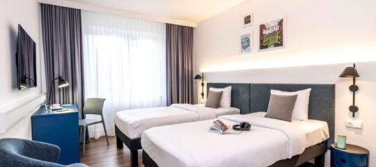 Ibis Styles Hamburg Alster City - Vlucht + hotel Hamburg