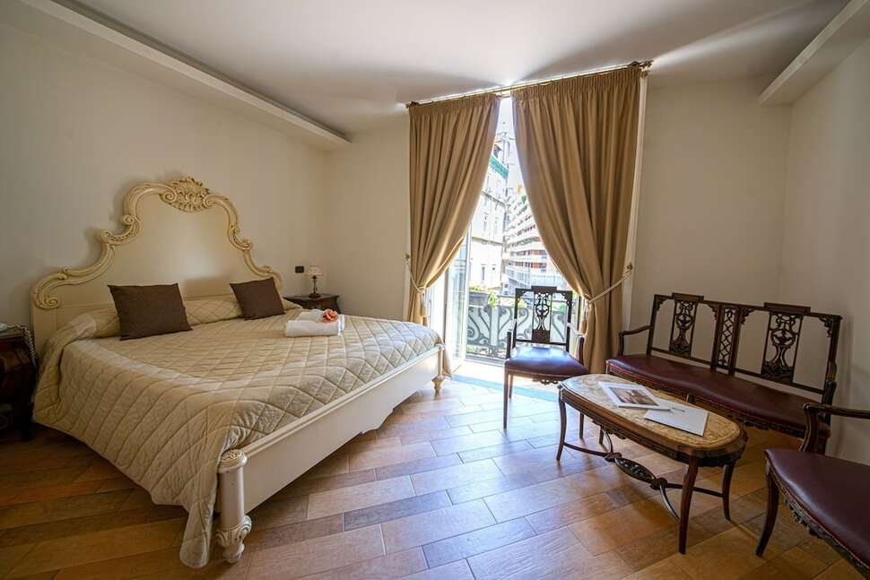 Hotel Lanfipe Palace - Vlucht + hotel Napels