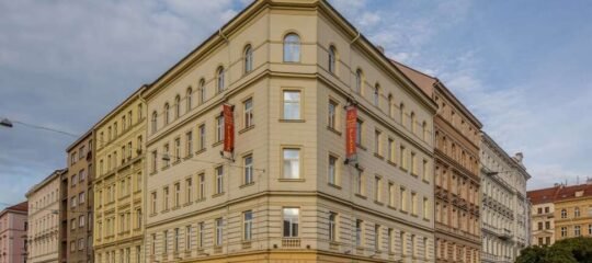 Prague Centre Plaza Hotel - Vlucht + hotel Praag