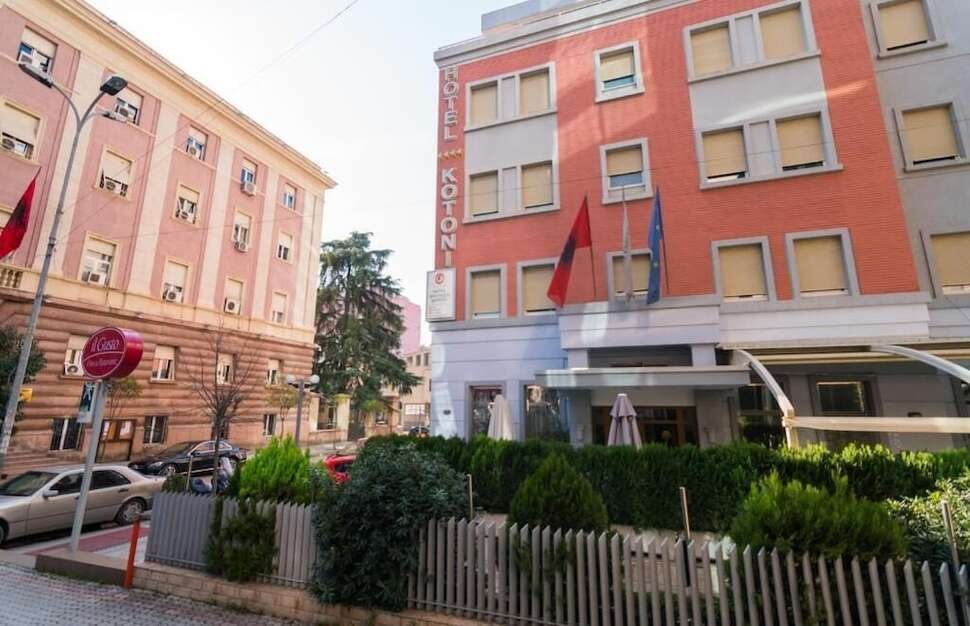 Kotoni Boutique Hotel - Vlucht + hotel Tirana