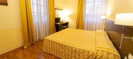 Hotel Due Colonne - Vlucht + hotel Cagliari