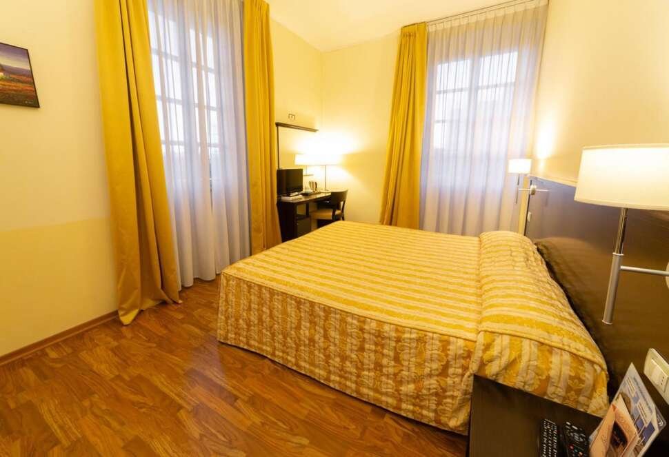 Hotel Due Colonne - Vlucht + hotel Cagliari