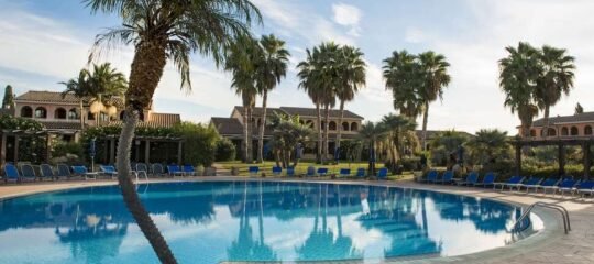 Lantana Resort - Vlucht + hotel Pula