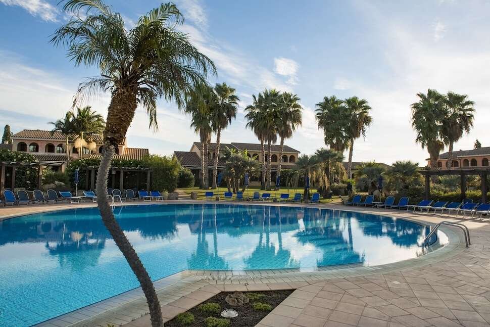 Lantana Resort - Vlucht + hotel Pula