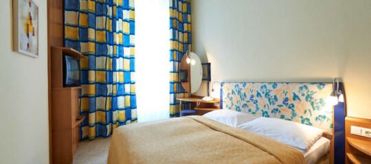 HiLight Suites Hotel - Vlucht + hotel Wenen