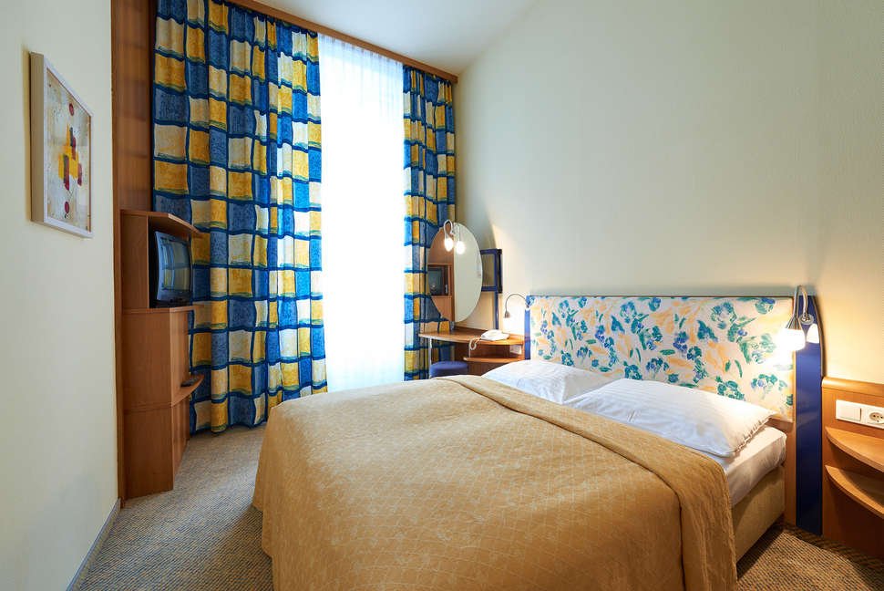 HiLight Suites Hotel - Vlucht + hotel Wenen