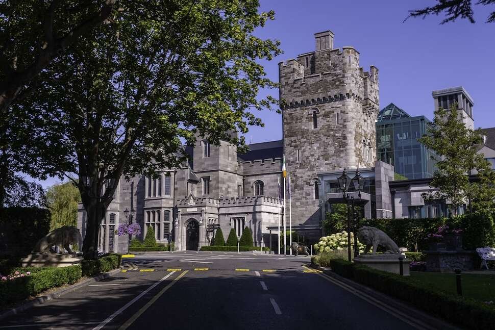 Clontarf Castle Hotel - Vlucht + hotel Dublin