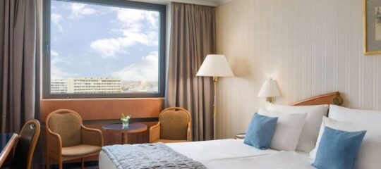Panorama Hotel Prague - Vlucht + hotel Praag