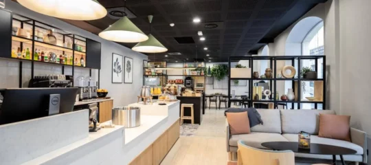 Staycity Aparthotels, Paris, La Défense - Trein + hotel