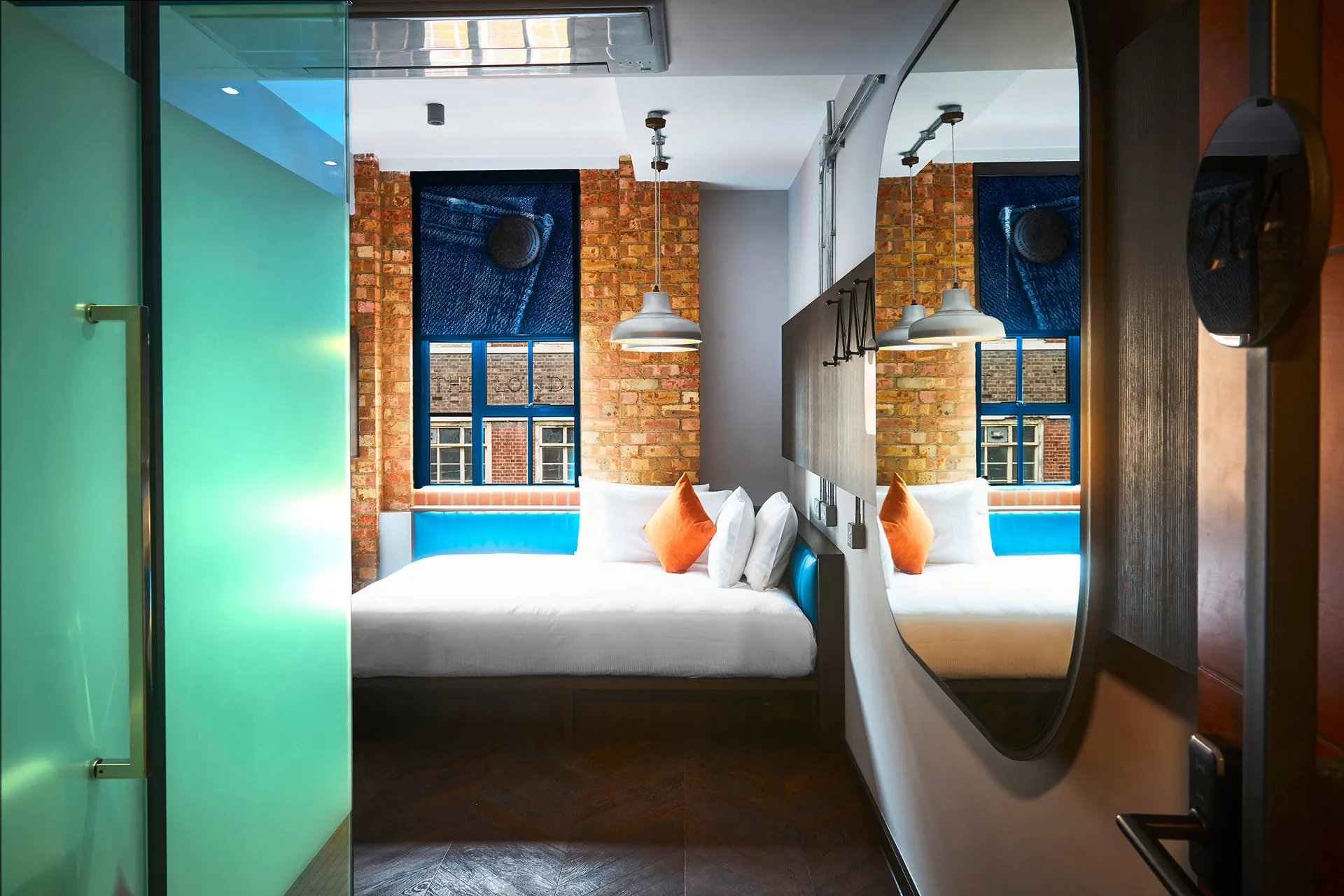 New Road Hotel - Trein + hotel