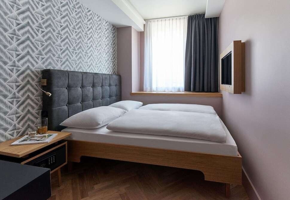 Hotel Mio by Amano - Vlucht + hotel München