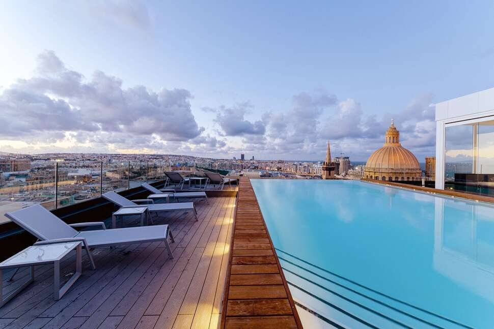 The Embassy Valletta Hotel - Vlucht + hotel Valletta