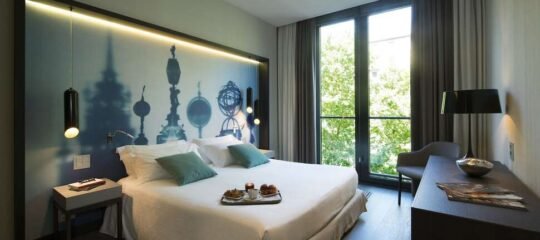 Duparc Contemporary Suites - Vlucht + hotel Turijn