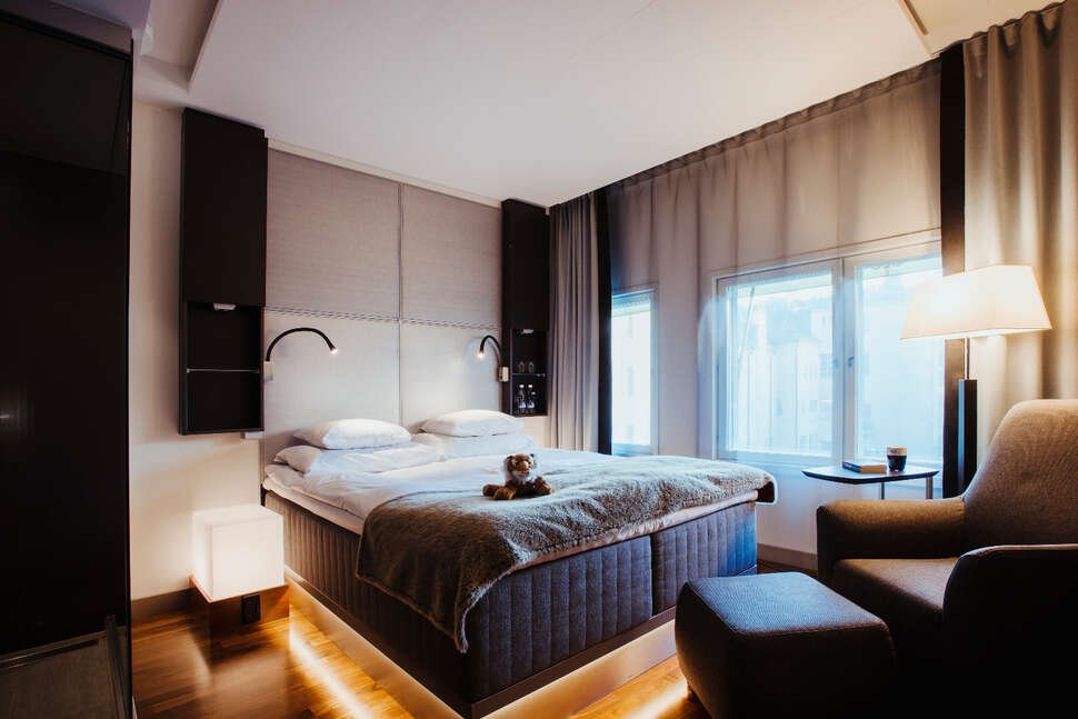 Home Hotel Jugend - Vlucht + hotel Helsinki