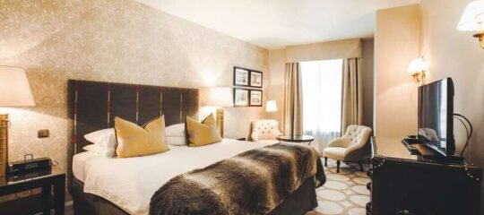 Grand Palace Hotel - Vlucht + hotel Riga