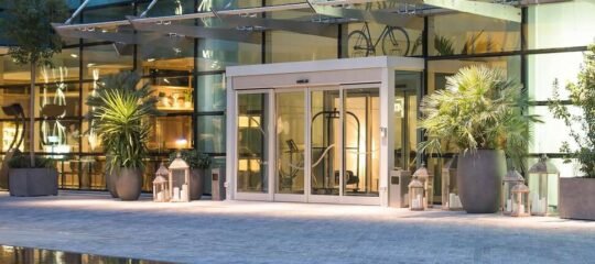 Innside Milano Torre GalFa by Melia - Vlucht + hotel Milaan